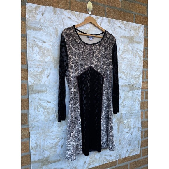 The Pyramid Collection Boho Paisley Velvet-Sleeve Midi Dress – XL, Romantic Fan - Picture 3 of 8